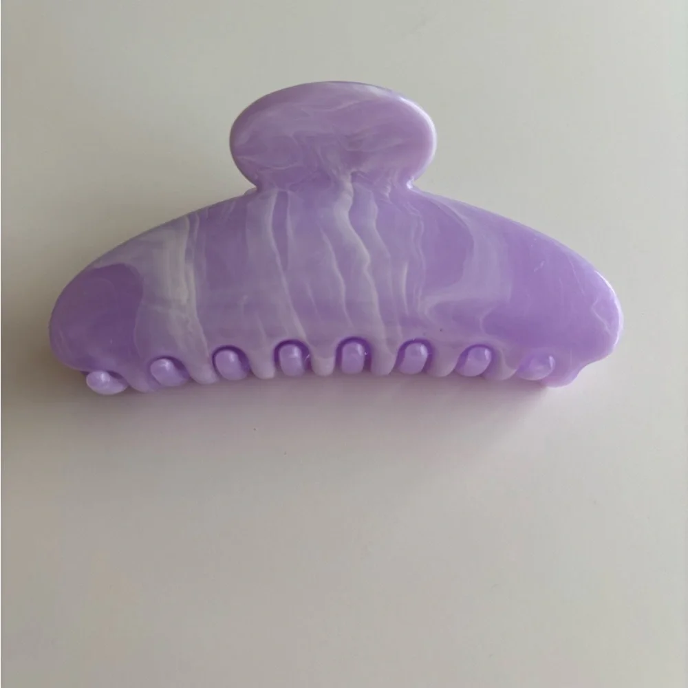 Lavender Marbled Hair Claw Clip